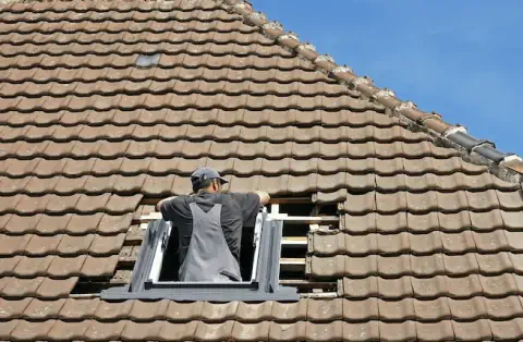 Pose de velux - Le Pian-Médoc